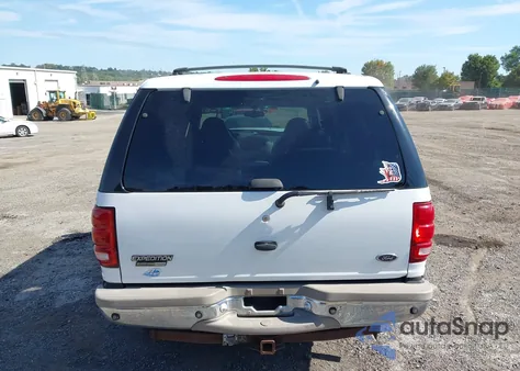 2002 Ford Expedition Eddie Bauer from USA, damaged, VIN 1FMFU18L22LA18404